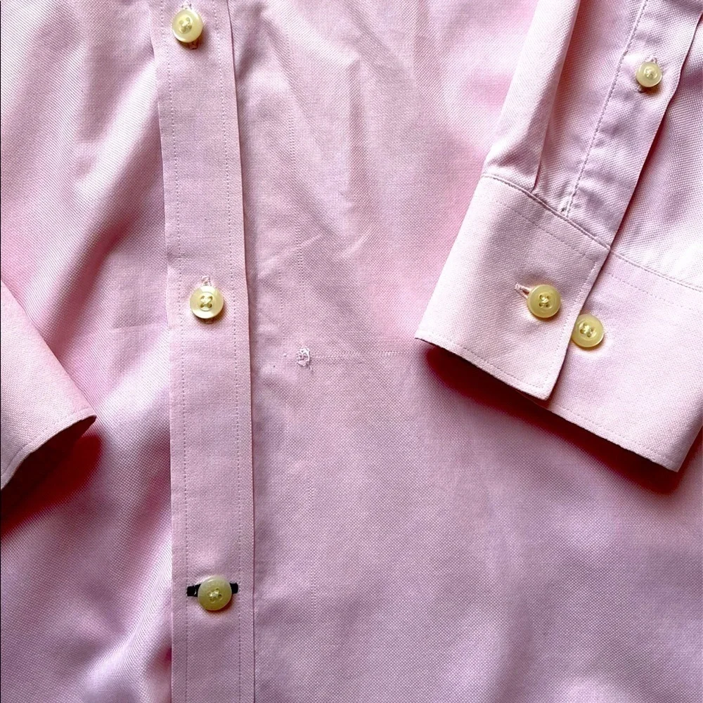 Banana Republic pink fitted woven in Italy shirt L